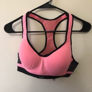 Victoria’s Secret VSX Sports Bra 36B